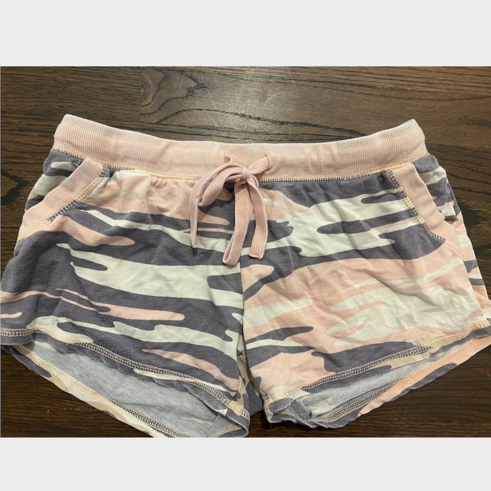 Z Supply pink camo shorts